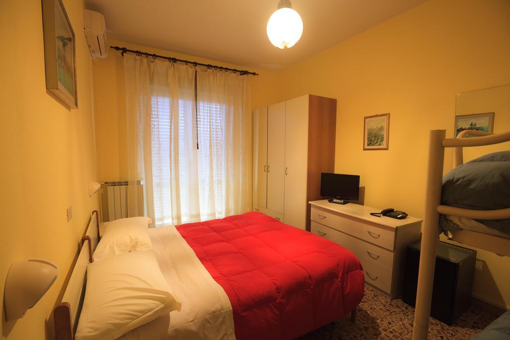 Hotel Il 9 Camaiore Exterior photo